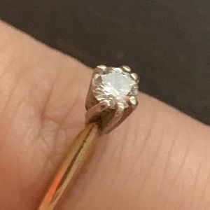14k Gold Diamond Ring